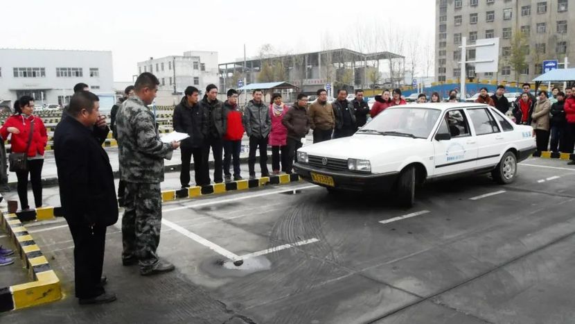 驾校多年经验总结，这几类人真不适合考驾照，教练：浪费时间！