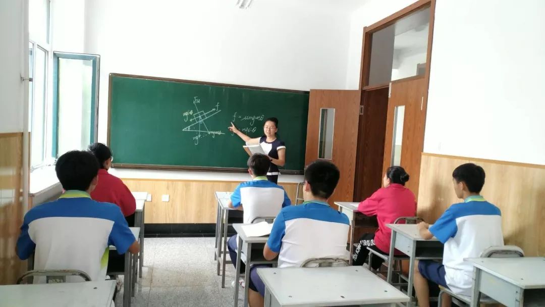 优质高中学习经验_高中经验交流发言稿_高中学生经验分享发言稿