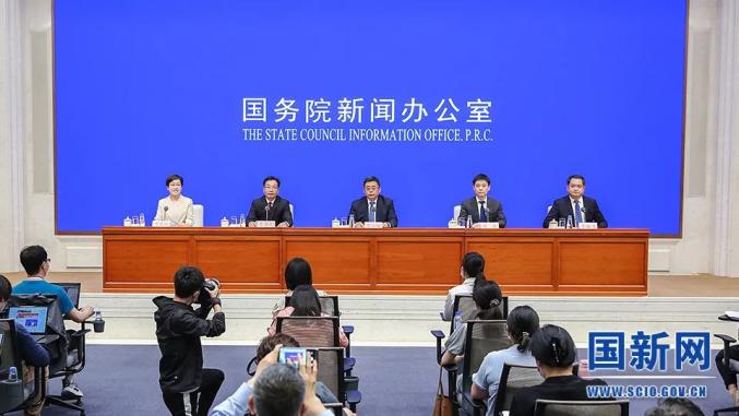 国务院新闻发布会上，“湖州模式”被介绍