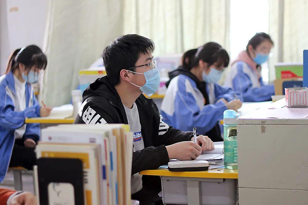 高考优秀学生经验分享_优质高中生学习经验_高中优生如何培养经验交流