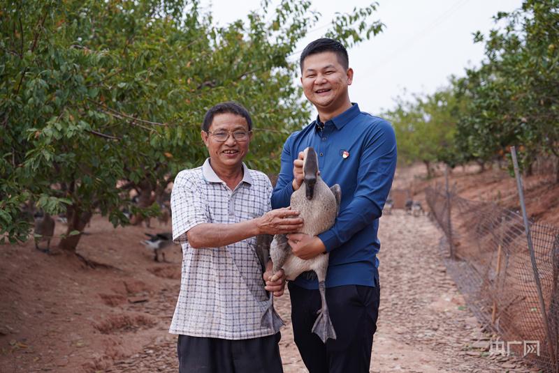 肉辣文师生男主是禁欲系老师_小方巾系包包系法图解_小辣系的致富经TXT