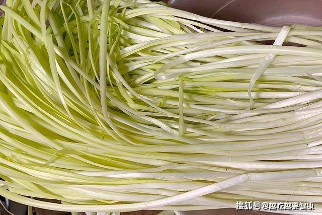 手上长湿疹可以用韮菜治疗吗_韮菜种植技术_韮菜的吃法