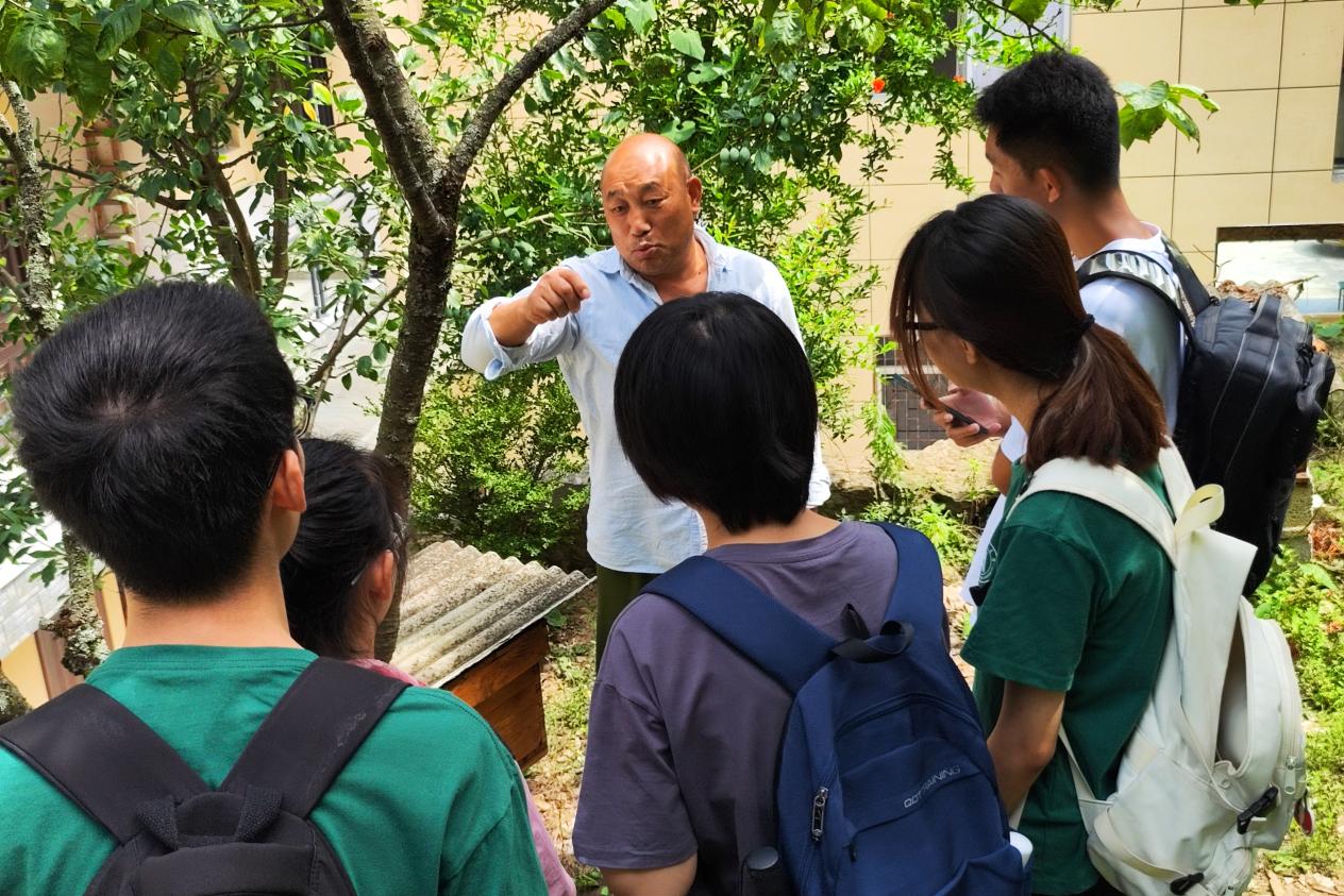 【耕读路上】生命科学技术学院社会实践团赴神农架林区探究蜂蜜产业和茶产业文化与发展