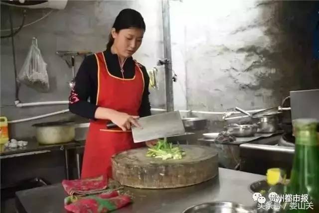 致富经美女养牛_农村美女养殖致富_致富养殖美女农村图片