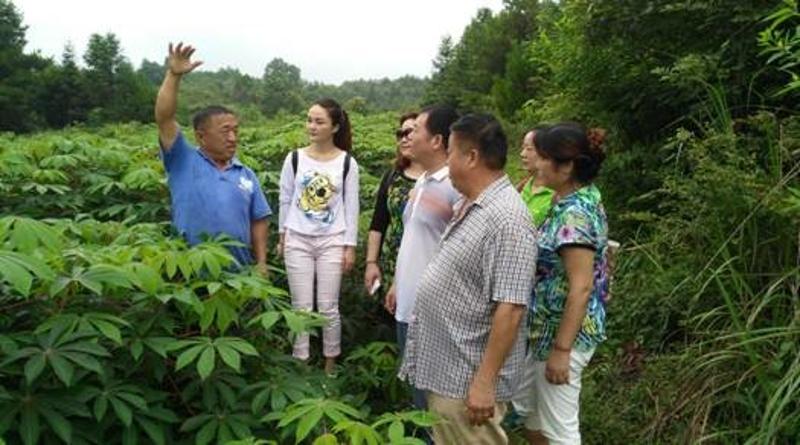 致富养殖农民图片_致富养殖农民图片大全_农民自己养殖致富