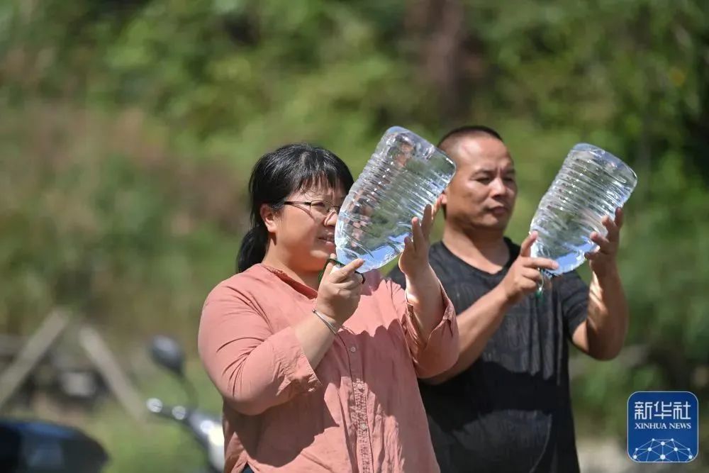 大学生致富的故事_大学致富之路_致富经大学生