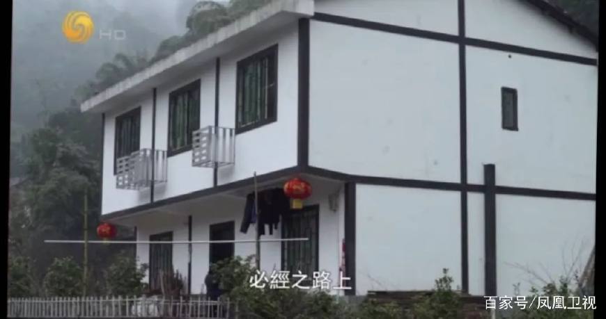 赤水养殖鸡致富_赤水乌鸡养殖基地_赤水养殖业