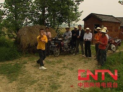 龙虾养殖武术教头转行6年成为致富带头人(2010.6.10)