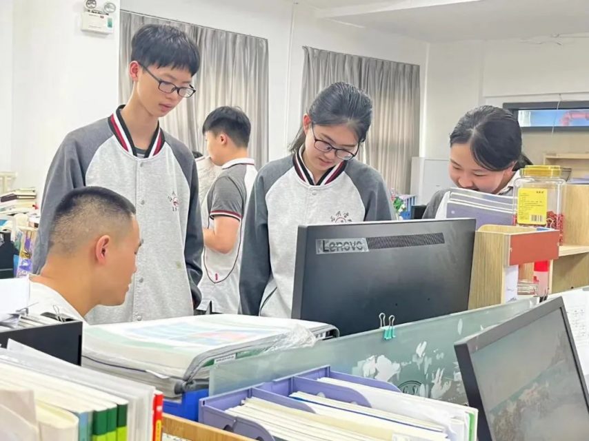 高中优秀学生经验分享_优质高中生学习经验_高中学校经验分享