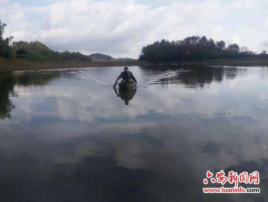 致富鱼养殖农民_农民致富养殖业_农村养鱼致富经