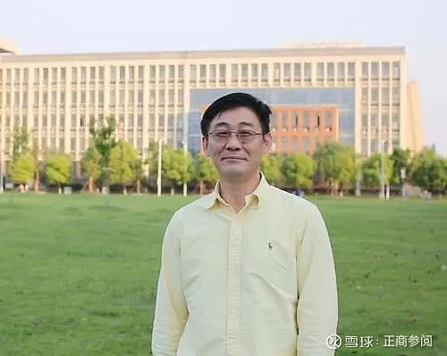 又一养鸡亿万富豪诞生：硕士毕业回村创业，现公司上市身价超百亿