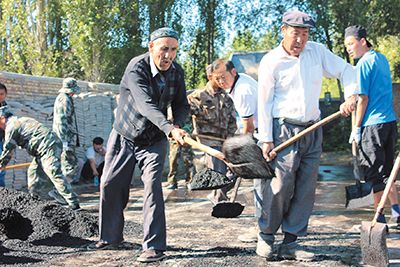 懒汉种植致富_农民种上懒汉田_懒汉种田