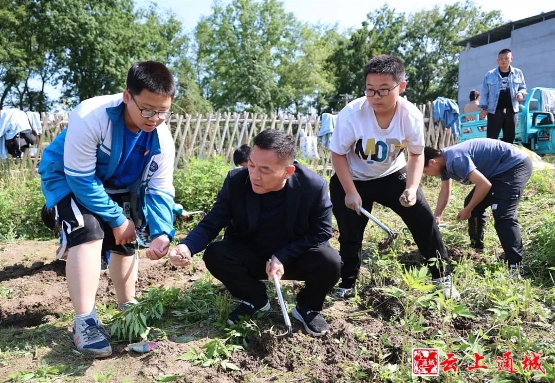 致富养殖业_农村养殖致富事例_农村养殖致富带头人的事迹