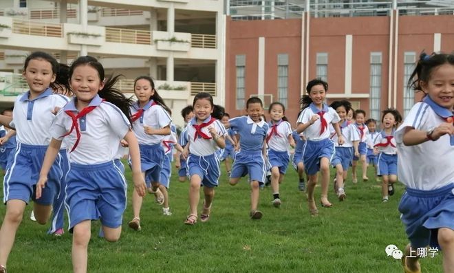 开学致辞！5位名校长的最燃演讲！震撼现场字字珠玑，读书从来不是一件容易的事！