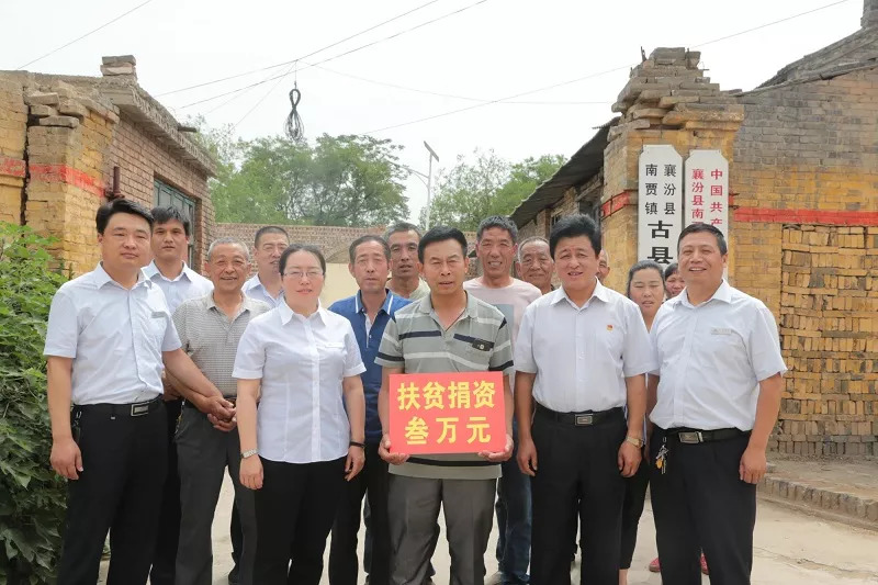 乡村 养殖 致富 鸡_致富经农村养土鸡视频_农村创业项目致富养鸡