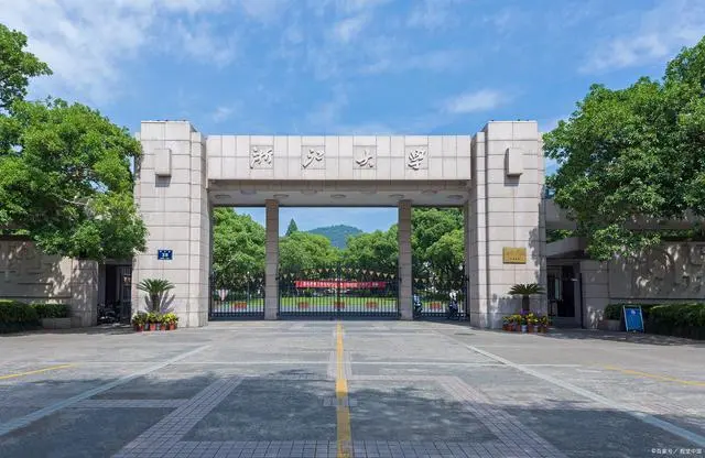 洛杉矶的college_洛杉矶优质学院分享经验_洛杉矶学院排名