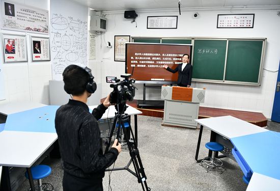 高中学生经验分享发言稿_优质高中生学习经验_高中优生如何培养经验交流