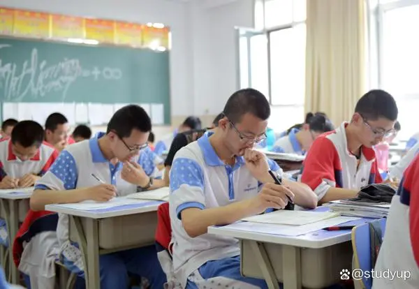 高中经验分享演讲稿_高中经验交流发言稿_优质高中学习经验