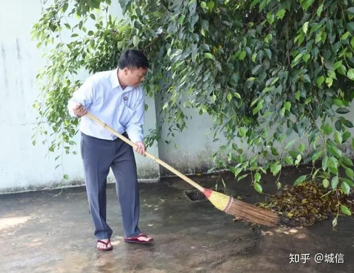 致富经猪跑道_致富经跑道养鱼_致富起跑线