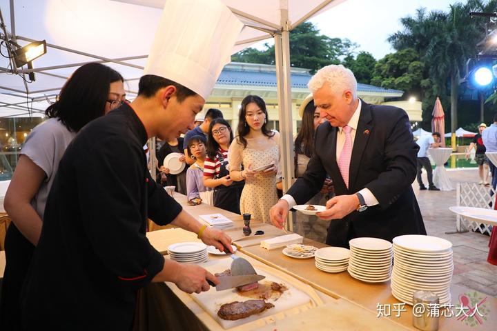 致富经澳洲龙虾养殖全部视频_致富经澳洲小龙虾_澳洲淡水龙虾致富经