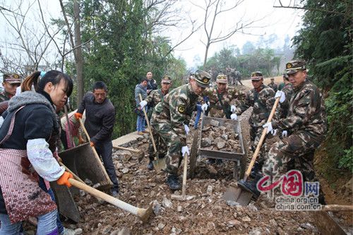 致富经辣椒种植视频_致富经河南男子种辣椒_河南种植辣椒