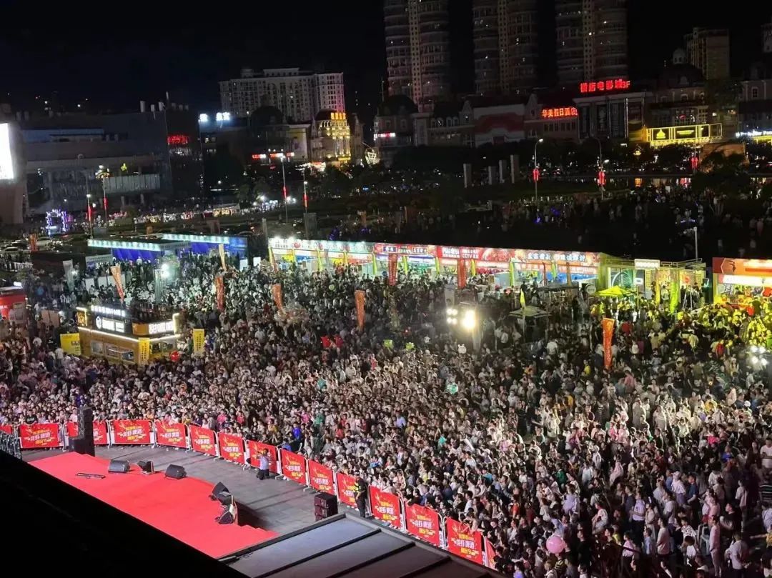 海南淡水龙虾养殖基地_致富经海南养殖小龙虾_海南小龙虾养殖基地