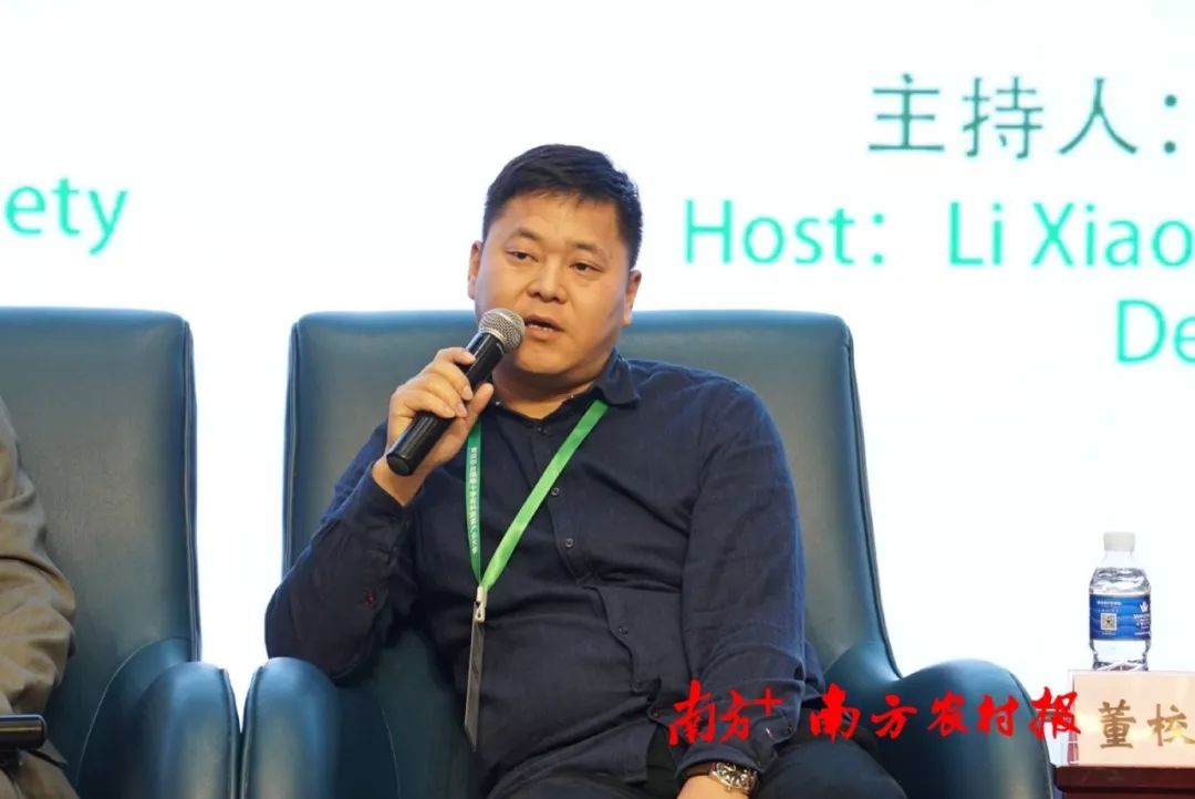 致富经李海林视频_致富经阳海林_致富经李海林用沙子养猪
