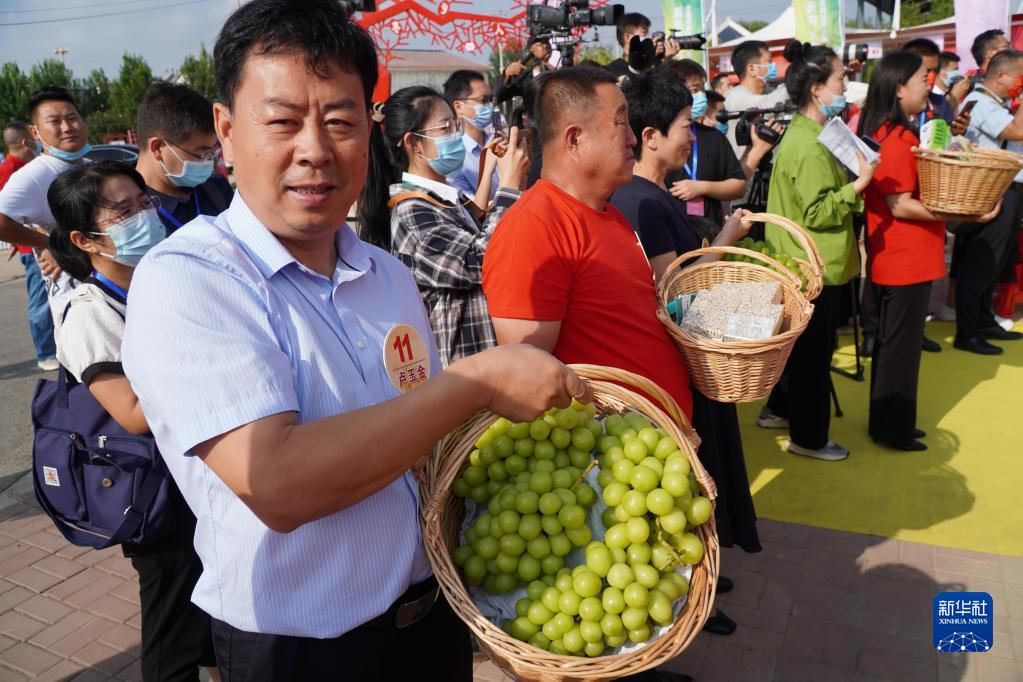 让更多农民凭技能丰收致富——首次全国农民技能大赛现场观察