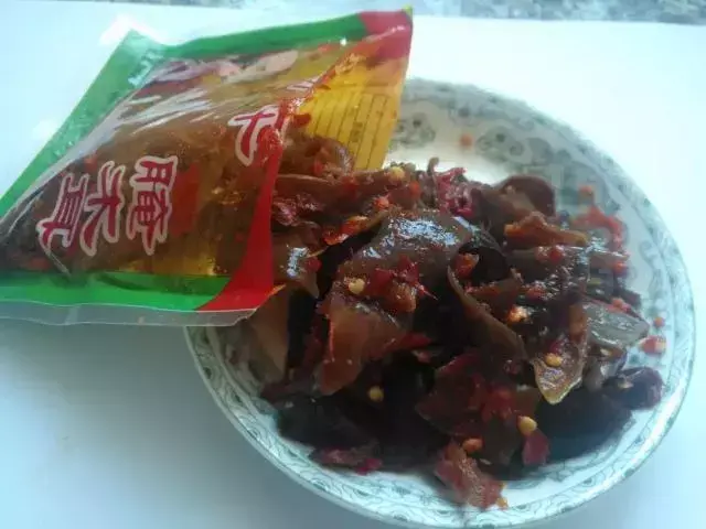 致富经酱菜加工视频_视频致富加工酱菜是真的吗_农村酱菜加工厂