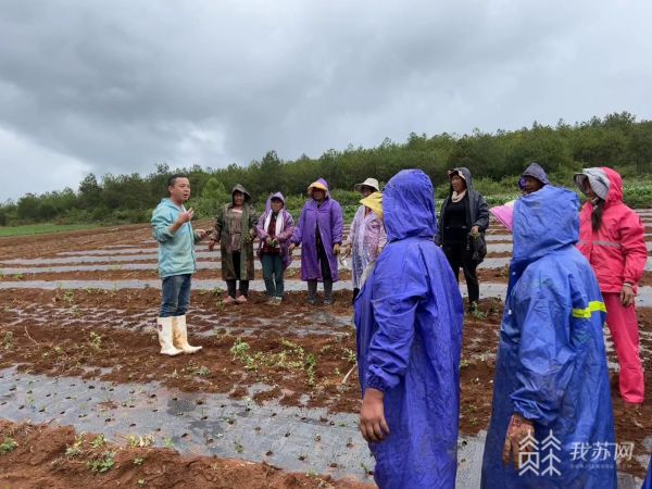 带动养殖户和农民致富 中专生创业10多年将小龙虾远销16个省