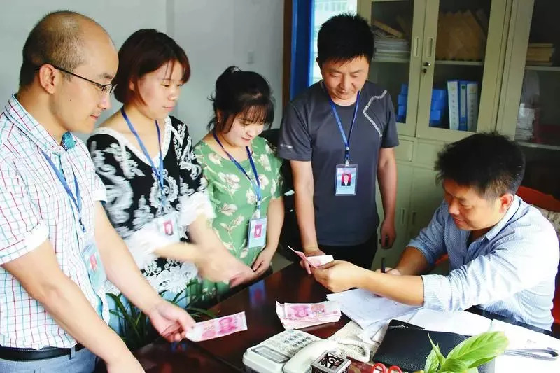 土蜂养殖前景_养土蜂前景怎么样_养土蜂致富经