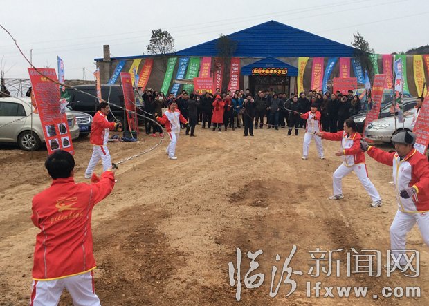 山西养猪_山西最大养猪基地_致富经山西养殖猪