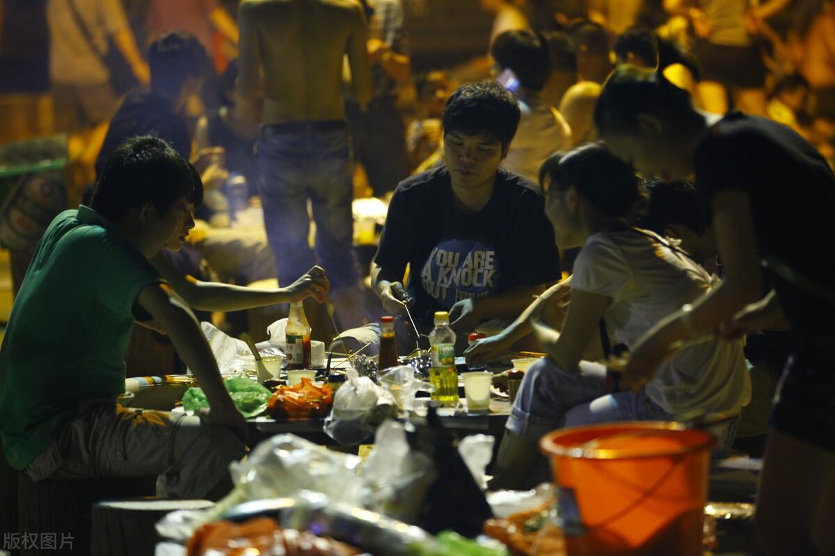 致富烧烤卖网上有卖吗_专卖烧烤食材的店_致富经网上卖烧烤