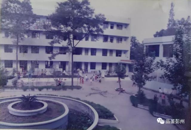 引进优质民办学校的反思与建议_引进优质民办教育的利弊_引进民办优质学校经验材料