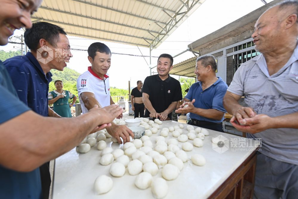 致富花养殖方法_致富养殖好项目大全_致富经花卉