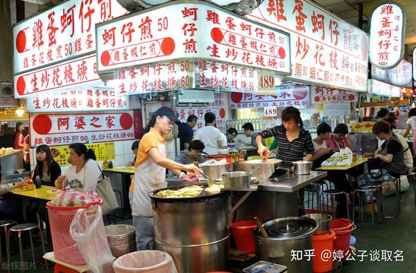 旅行博主房琪：从素人小白到千万网红仅用三年，蜕变背后有何玄机