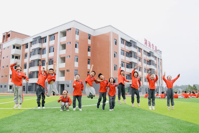 怀集：引进民办学校，留住优质生源