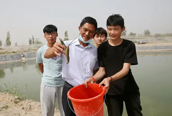 养放生的鱼有什么讲究_放生养殖致富_放生野生鱼与养殖鱼功德