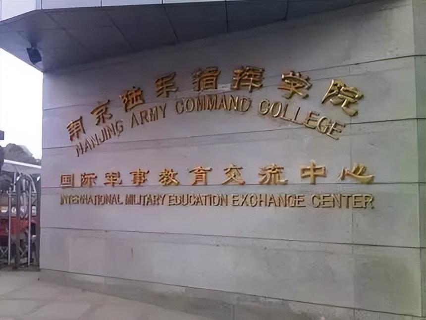 胡志明致富经_致富经胡志明养蛇视频_致富经胡志明