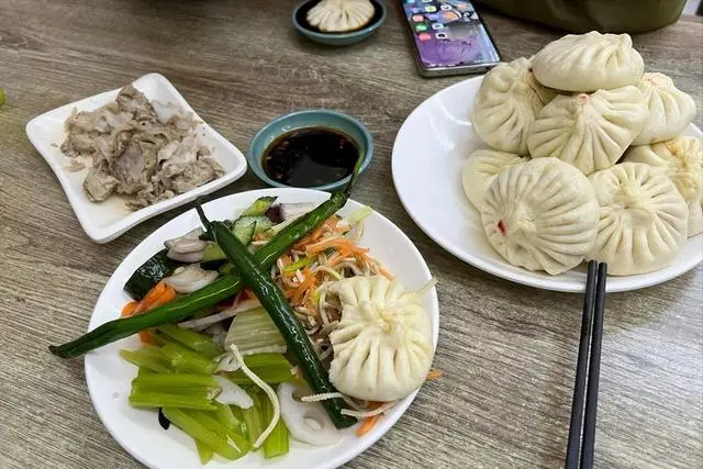 好吃的包子铺_致富经哪有好吃包子铺_生意火爆的包子铺视频