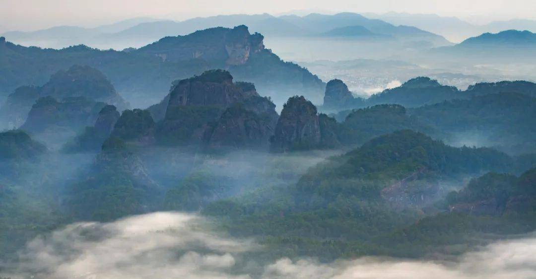 山泉水投资有利润吗_致富饮用山泉水怎么样_山泉饮用水致富经