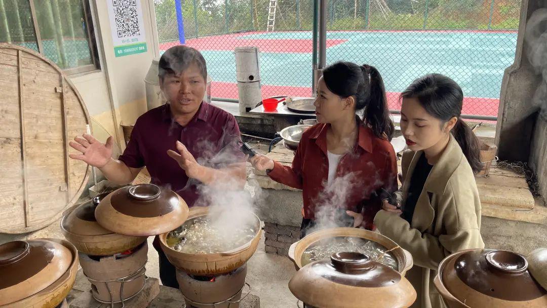 致富经种植山苍子视频_种植山苍子挣钱吗_种植山苍子的前景