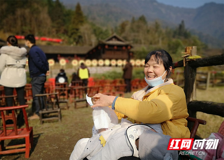 《江山如此多娇》火了牧笛溪和莓茶 张家界干部群众看剧谋未来