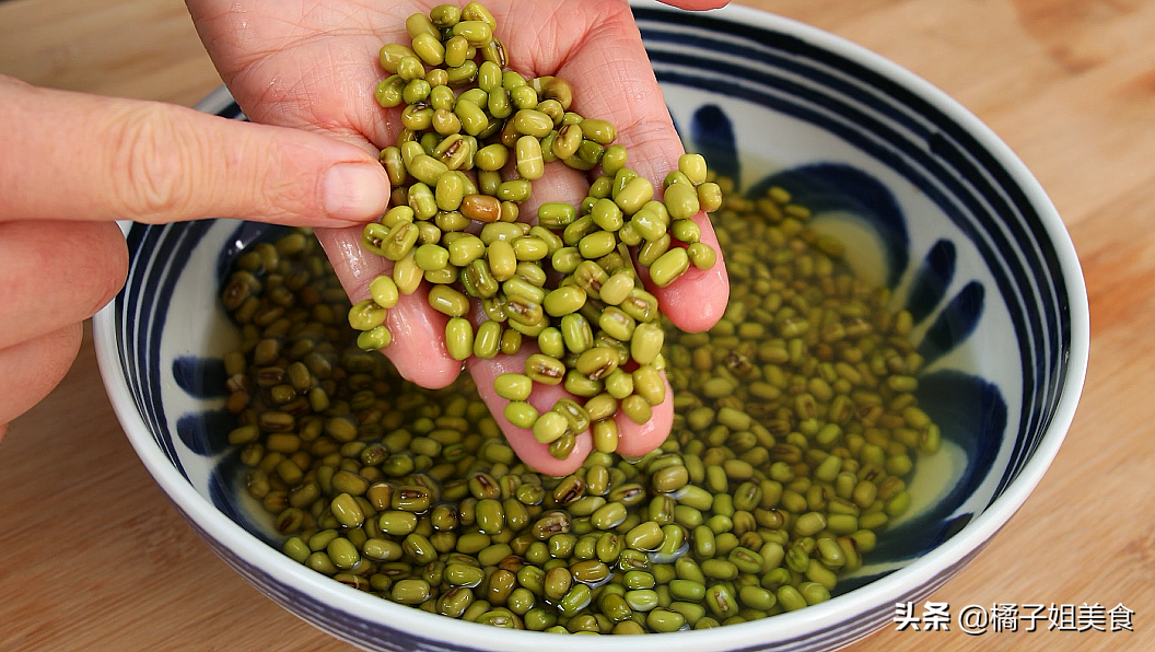 种植绿豆芽的过程_绿豆芽种植技术_怎样种植绿豆芽苗菜