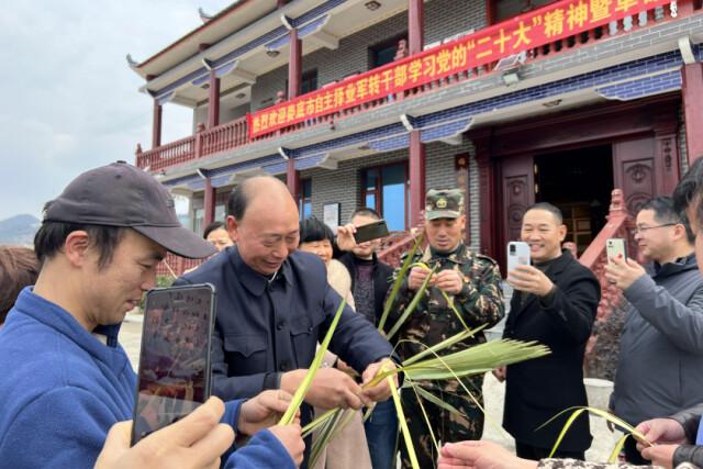 种桐油一亩赚多少钱_桐油种植致富_致富种植桐油好不好