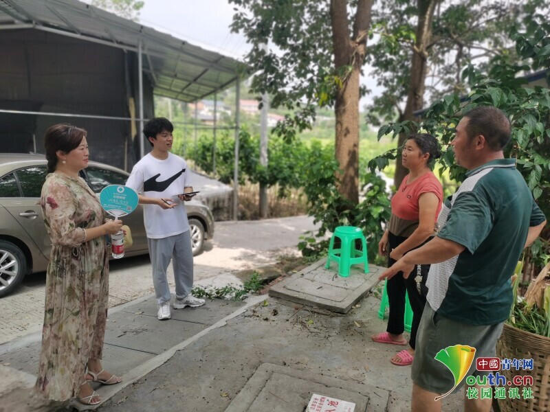 致富卖养蚕蚕茧为什么不卖_致富经养蚕不为卖蚕茧_养蚕卖蚕茧可以赚钱吗