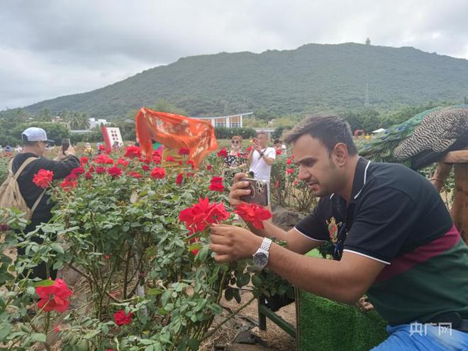 高质量发展看海南丨三亚博后村：盐碱地绽放致富花  幸福生活愈加红火