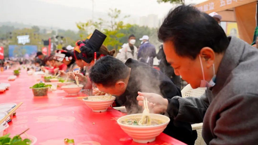 致富经肉羊养殖视频_致富经羊肉_致富经羊肉汤视频全集