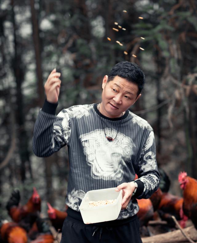 致富经赵亮养鸡视频_致富经王子亮养鸡_致富经王治华养鸡视频