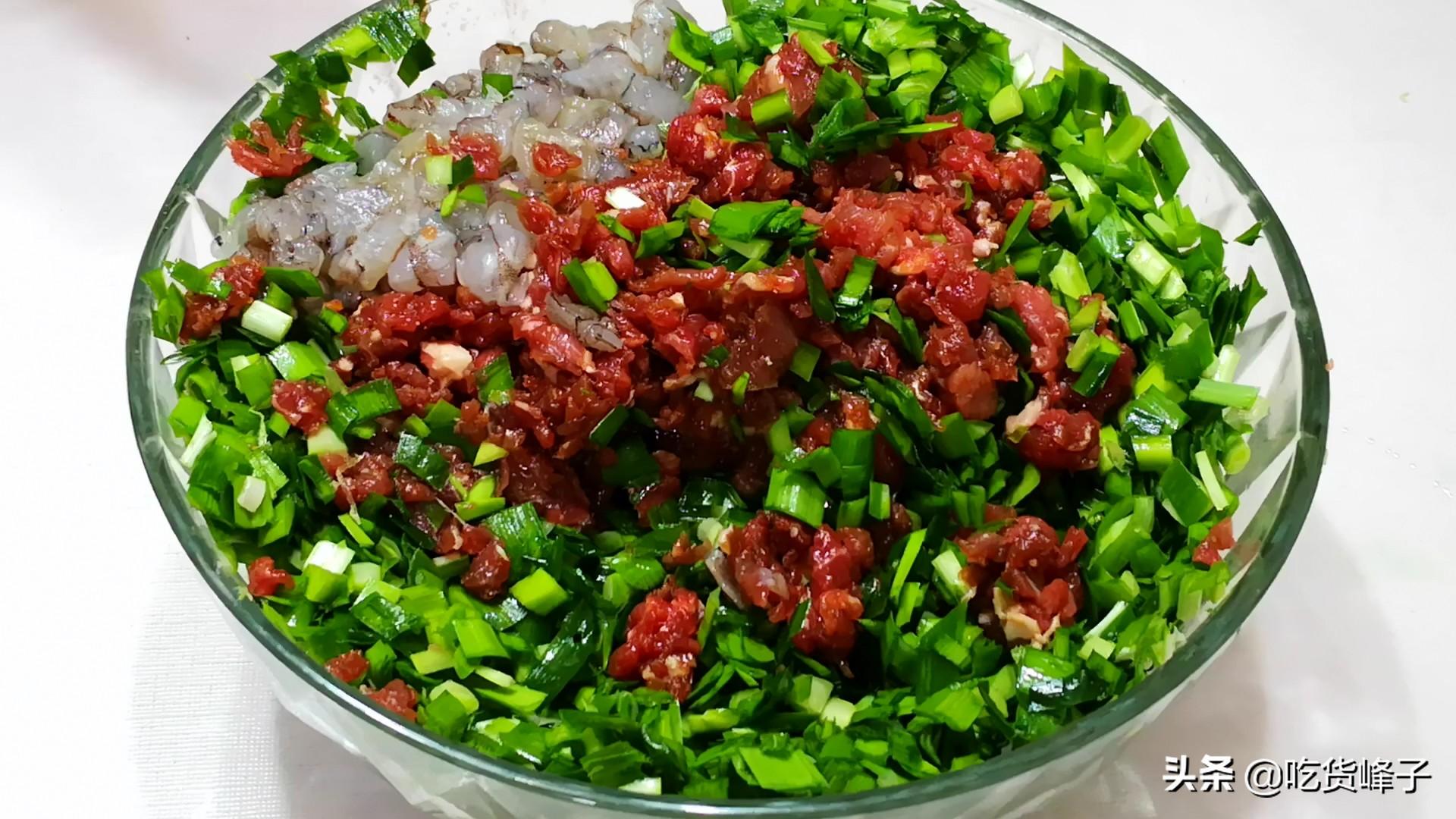 黑猪肉饺子馅怎样做窍门_致富猪肉饺子黑了能吃吗_致富经黑猪肉饺子